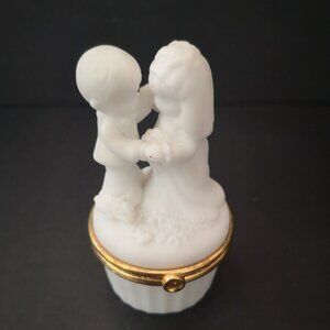 Vintage Precious Moments Bride & Groom Porcelain Hinged Trinket Box Matte 3"